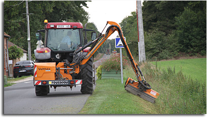 Tracteue épareuse